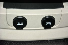 2014款克莱斯勒大捷龙3.6L舒适版
