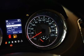 2014款克莱斯勒大捷龙3.6L舒适版