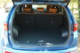 2016款东风悦达起亚KX5试驾