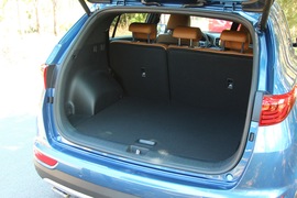 2016款东风悦达起亚KX5试驾