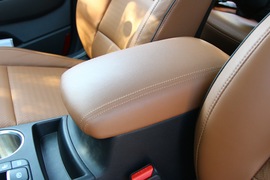 2016款东风悦达起亚KX5试驾