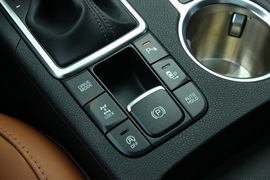 2016款东风悦达起亚KX5试驾