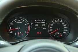 2016款东风悦达起亚KX5试驾