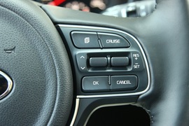 2016款东风悦达起亚KX5试驾