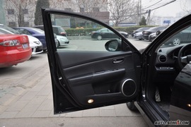 2010款一汽马自达睿翼轿跑车2.0L