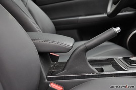 2010款一汽马自达睿翼轿跑车2.0L