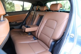 2016款东风悦达起亚KX5试驾