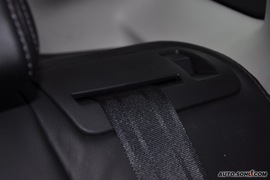 2010款一汽马自达睿翼轿跑车2.0L