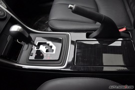 2010款一汽马自达睿翼轿跑车2.0L
