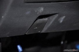 2010款一汽马自达睿翼轿跑车2.0L
