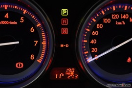 2010款一汽马自达睿翼轿跑车2.0L
