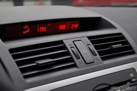2010款一汽马自达睿翼轿跑车2.0L