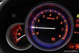 2010款一汽马自达睿翼轿跑车2.0L