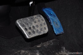 2010款一汽马自达睿翼轿跑车2.0L