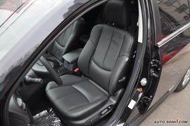 2010款一汽马自达睿翼轿跑车2.0L