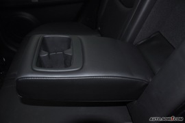 2010款一汽马自达睿翼轿跑车2.0L
