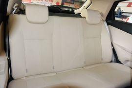 2015款奇瑞风云2两厢1.5L手动新锐版