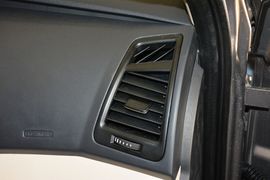 2015款奇瑞风云2两厢1.5L手动新锐版