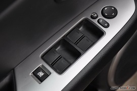 2010款一汽马自达睿翼轿跑车2.0L