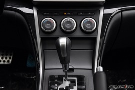 2010款一汽马自达睿翼轿跑车2.0L