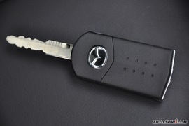 2010款一汽马自达睿翼轿跑车2.0L