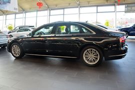 2016款奥迪A8L