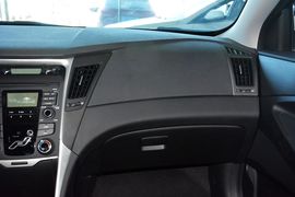 2015款现代索纳塔八