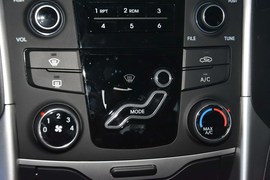 2015款现代索纳塔八