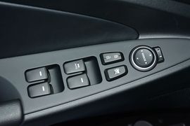 2015款现代索纳塔八