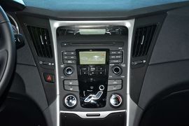 2015款现代索纳塔八