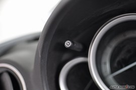 2010款马自达睿翼轿跑车2.5L