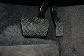2016款奥迪A8L