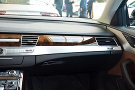 2016款奥迪A8L