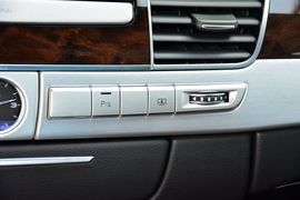 2016款奥迪A8L