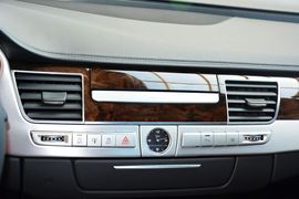 2016款奥迪A8L