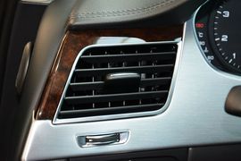 2016款奥迪A8L