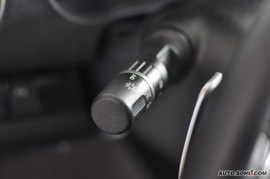 2010款马自达睿翼轿跑车2.5L