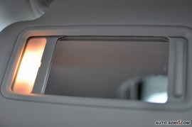 2010款马自达睿翼轿跑车2.5L