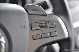 2010款马自达睿翼轿跑车2.5L