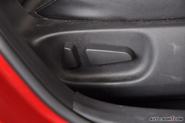 2010款马自达睿翼轿跑车2.5L