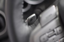 2010款马自达睿翼轿跑车2.5L