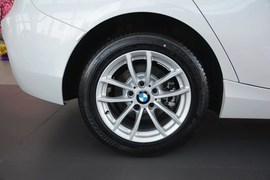2016款宝马118i领先型
