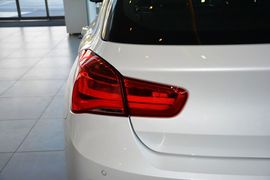 2016款宝马118i领先型