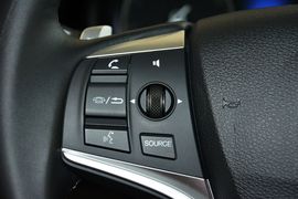 2015款本田思铂睿2.0L尊贵版