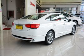 2015款本田思铂睿2.0L尊贵版