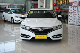 2015款本田思铂睿2.0L尊贵版