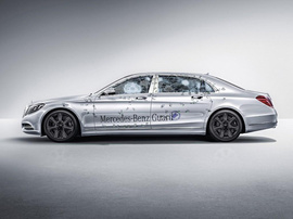 迈巴赫S级防弹版官方图片