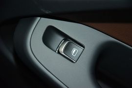 2016款奥迪A4L