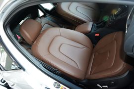 2016款奥迪A4L