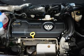 2015款大众途安1.4T手动舒适版5座